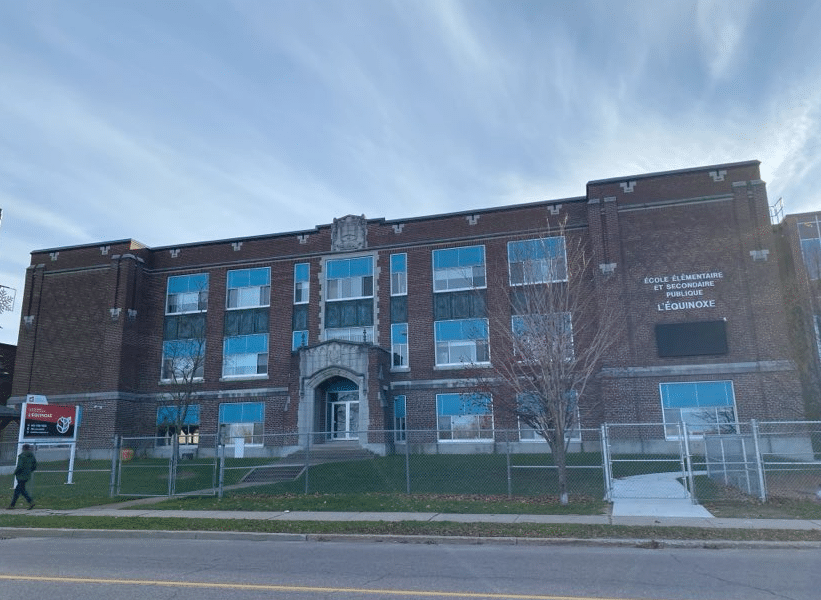 Extérieur de l'école L'Équinoxe